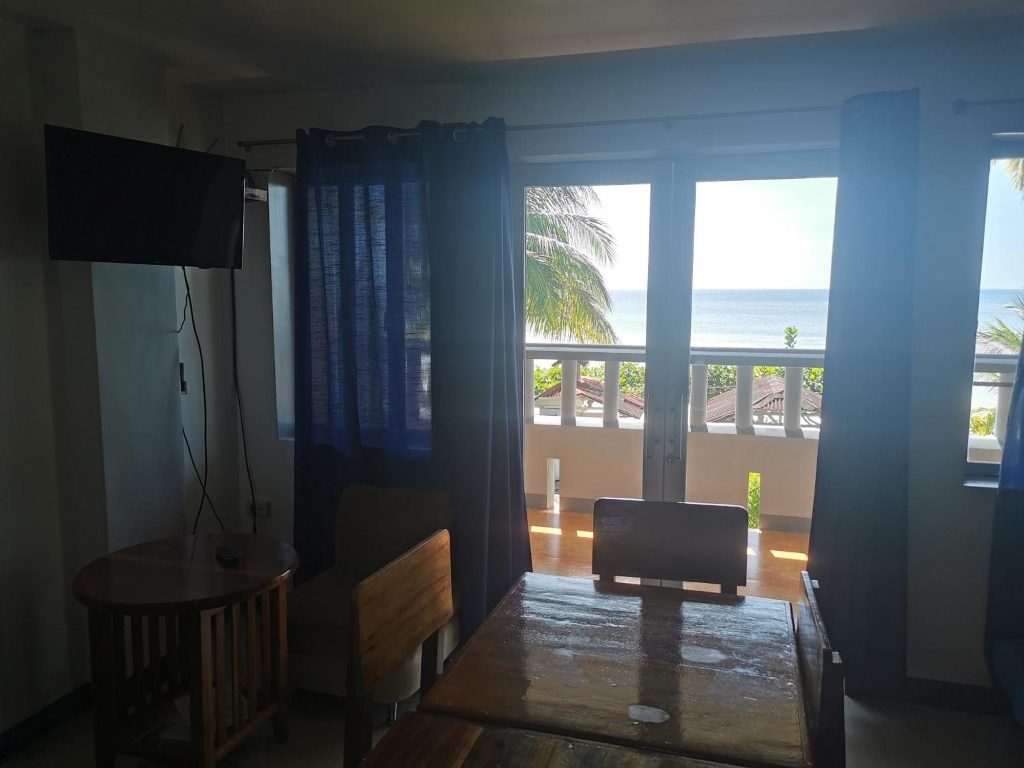 Tropicasa Siquijor Seafront Guest House Solangon Екстериор снимка